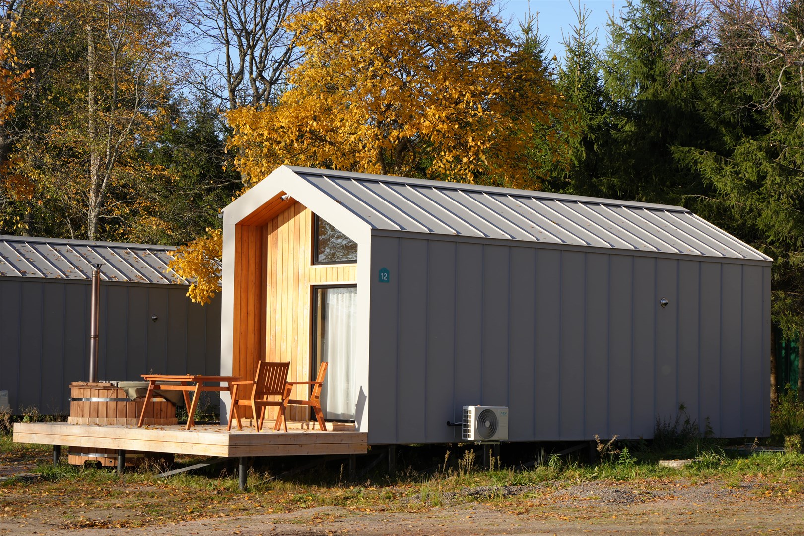 Четырёхместный Барнхаус с видом на озеро в ЭкоPort на Отрадном