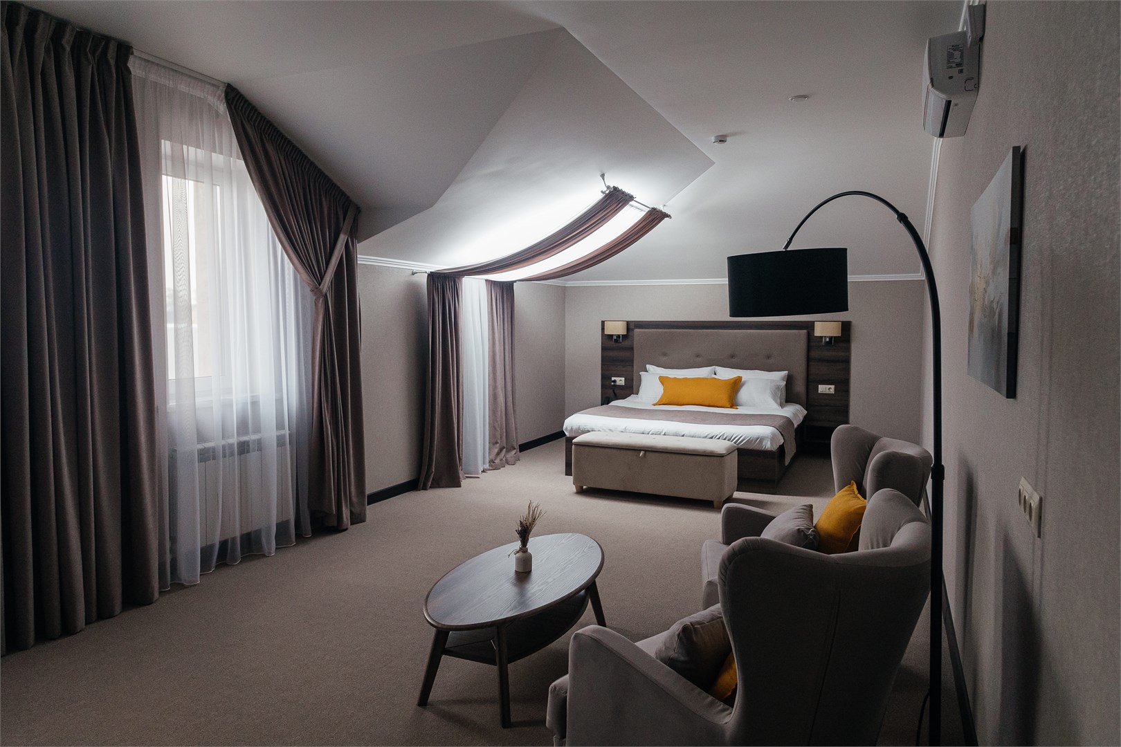 GRAND DELUXE в Алекс Роял