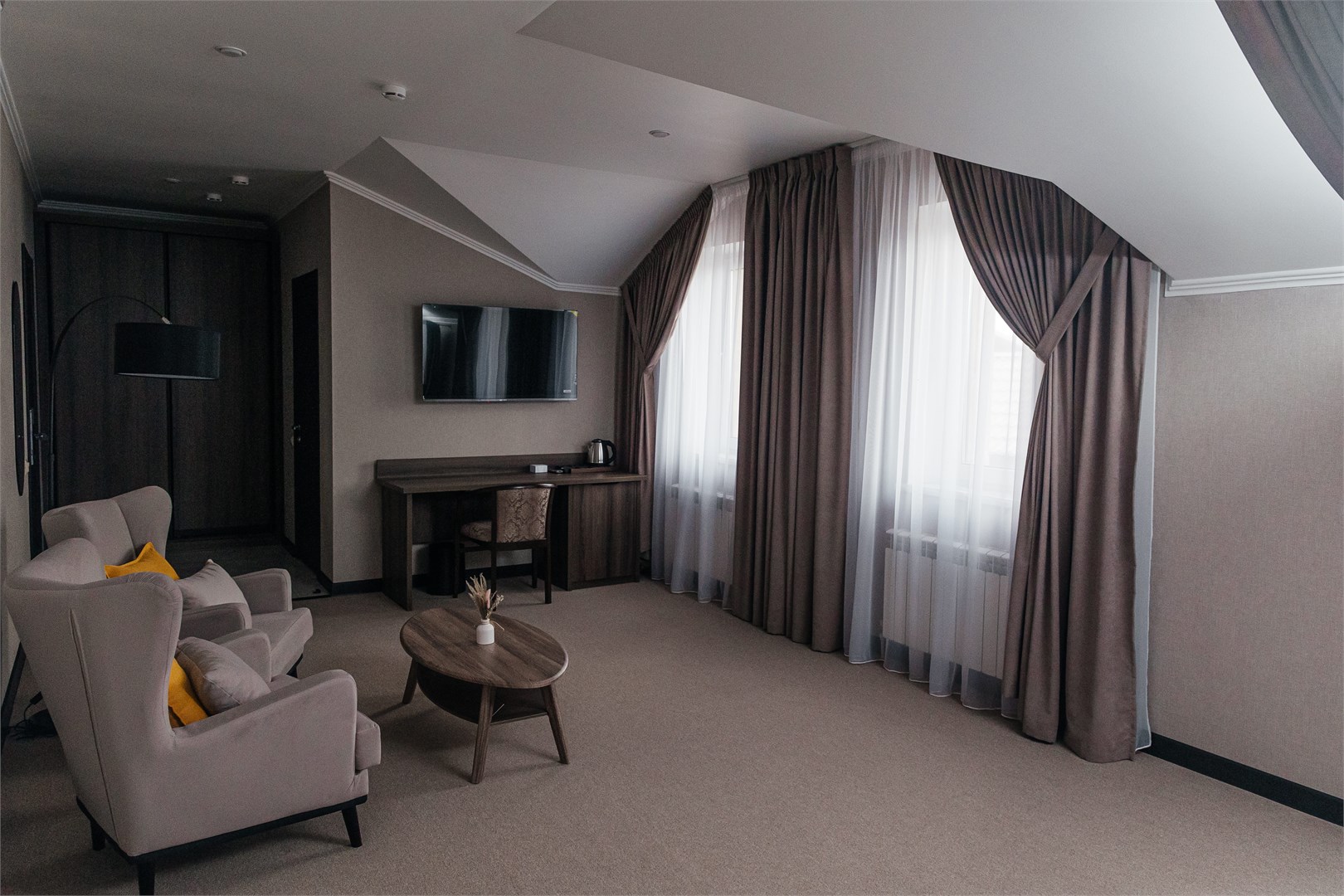 GRAND DELUXE в Алекс Роял