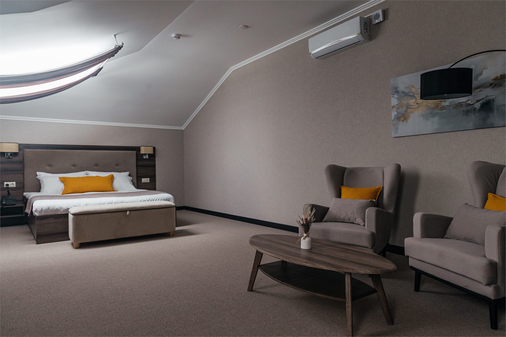 GRAND DELUXE в Алекс Роял