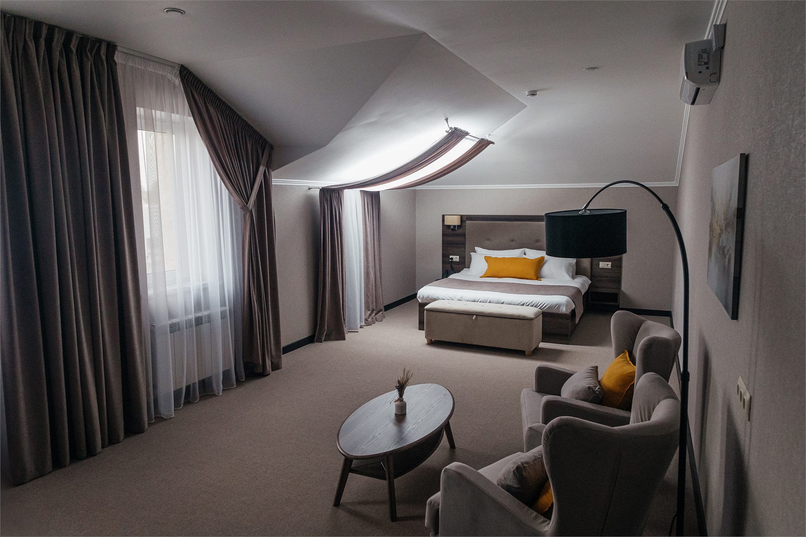 GRAND DELUXE в Алекс Роял