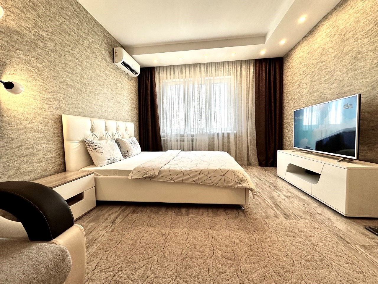 ул.Маршала Устинова  1 в Fresh Room