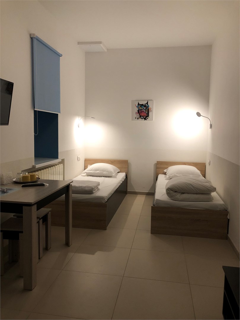 улучшенный двухместный номер с двумя односпальными кроватями в Good Night House