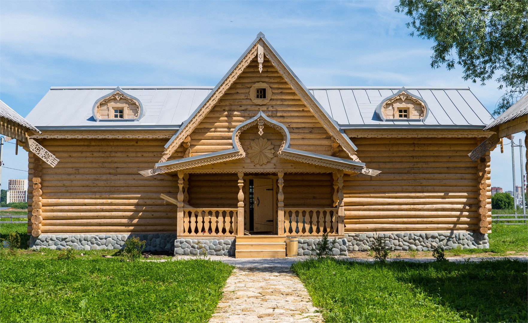 ХОРОМЫ (апартамент) в Остров
