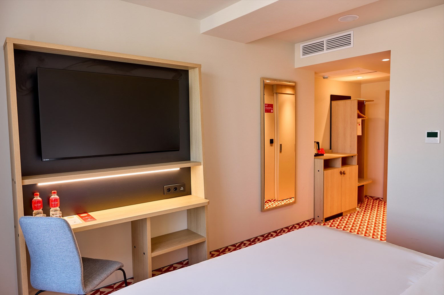 Стандарт с одной большой кроватью в Azimut