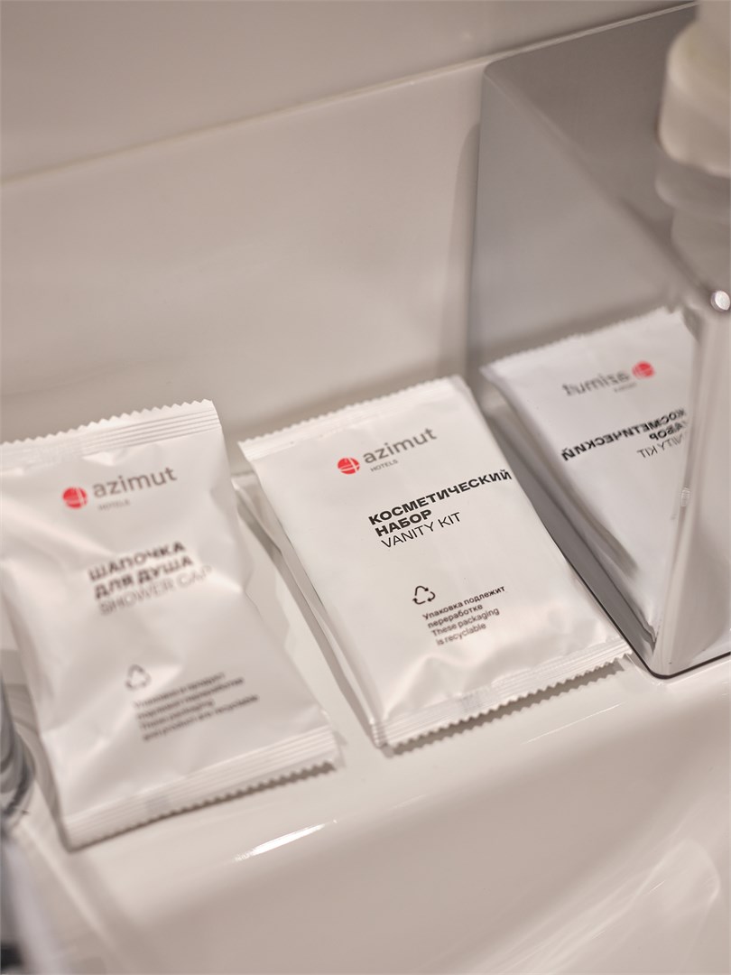 Номер для маломобильных граждан в Azimut