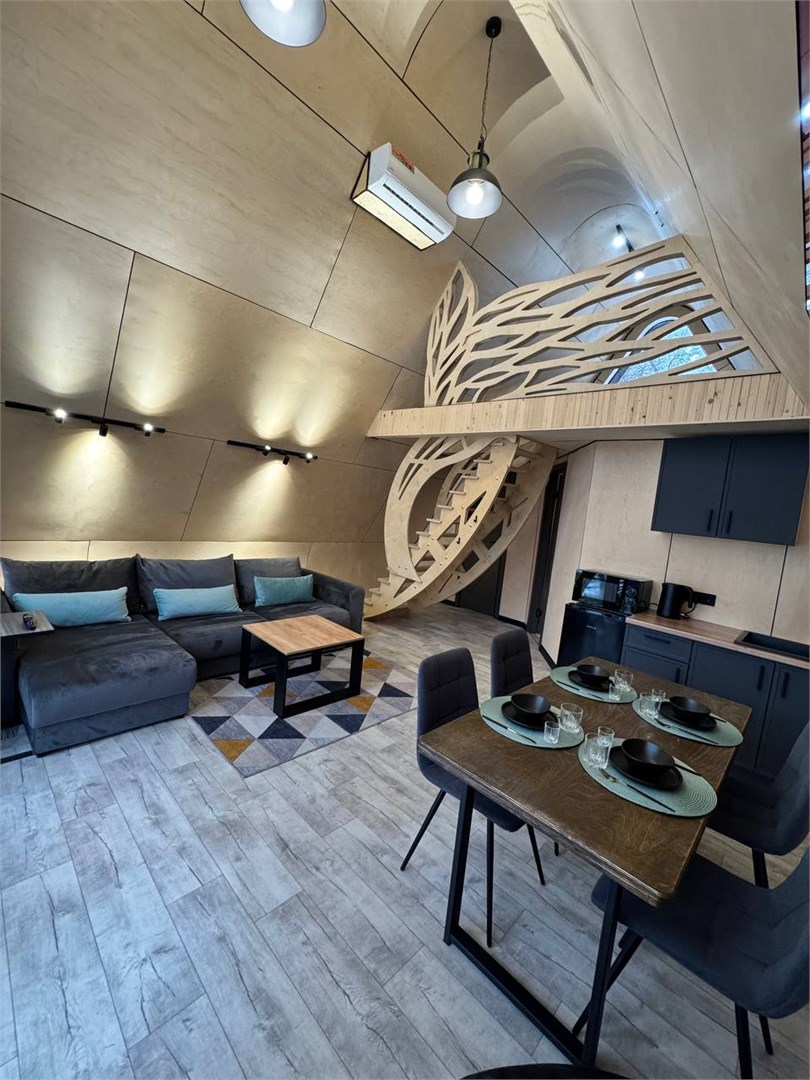 Биг Хаус в Робинзон Eco Village