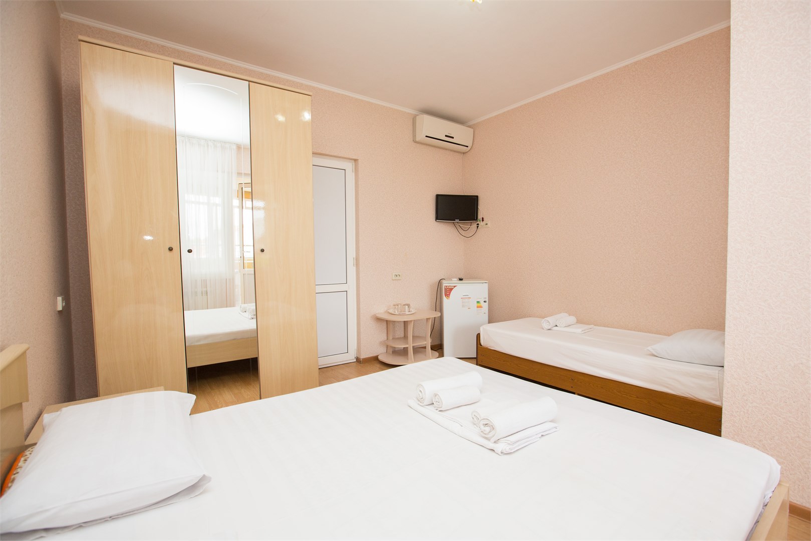 Трехместный стандарт в Сангрия