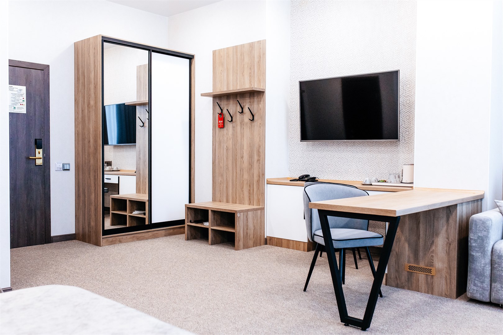 Джуниор сюит в Кристалл