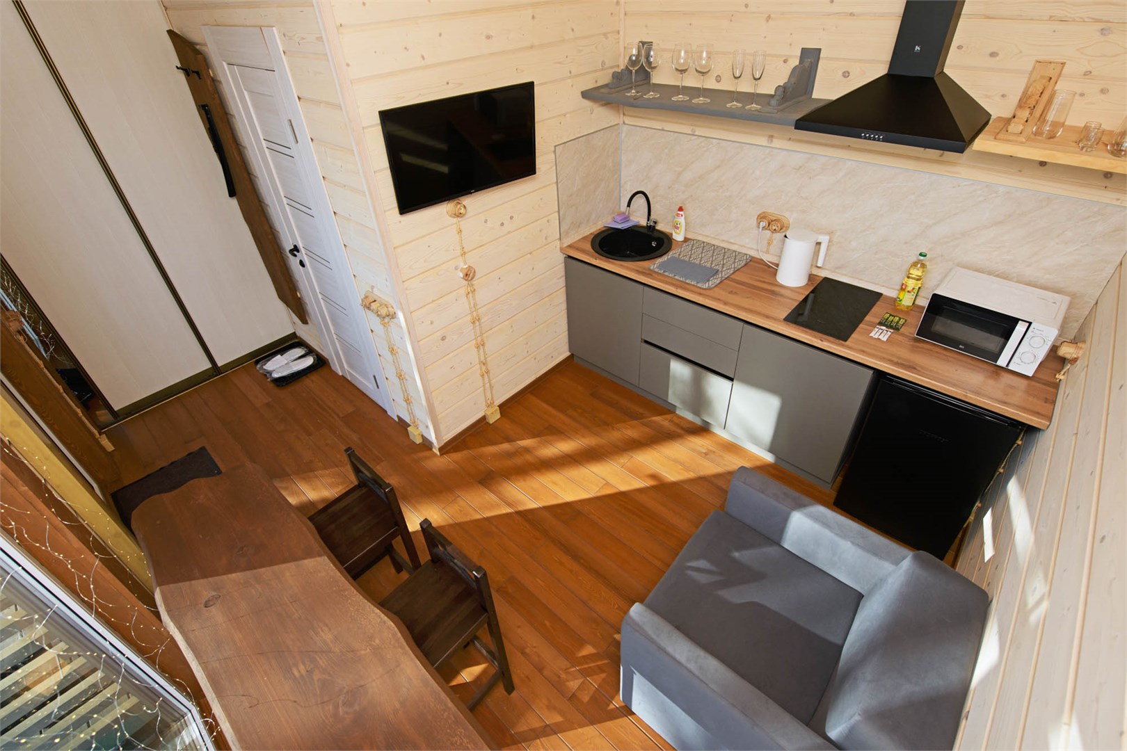 Дом с одной спальней в Топорок