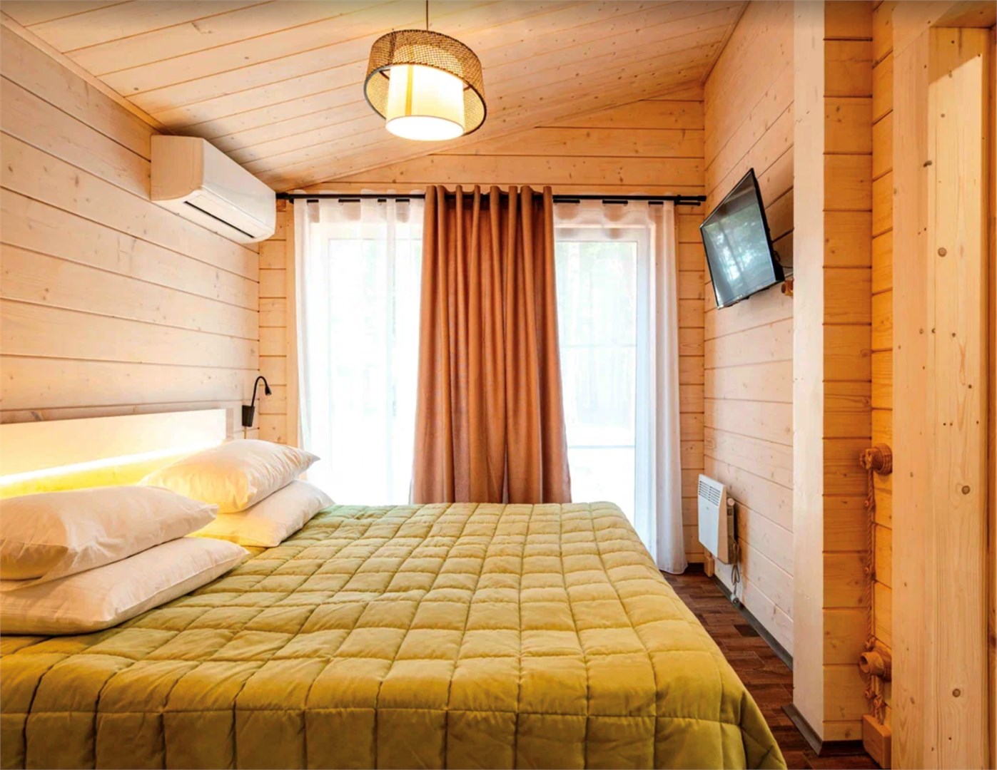 Шале с двумя спальнями в Топорок