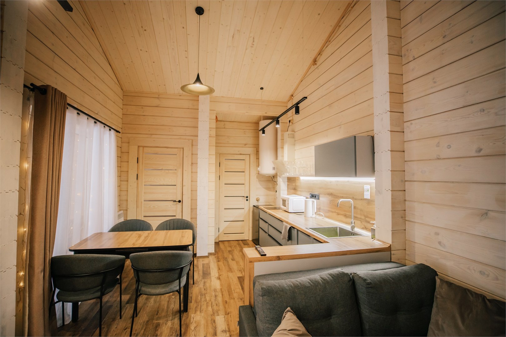 Шале с двумя спальнями в Топорок