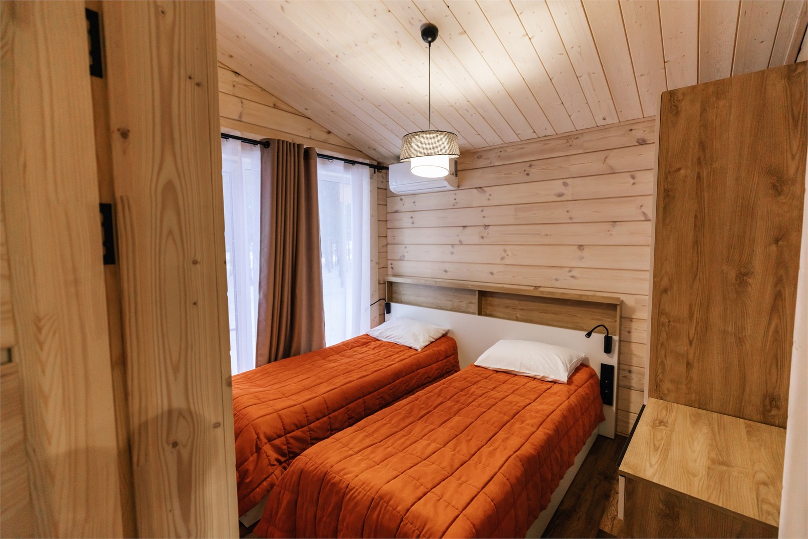 Шале с двумя спальнями в Топорок