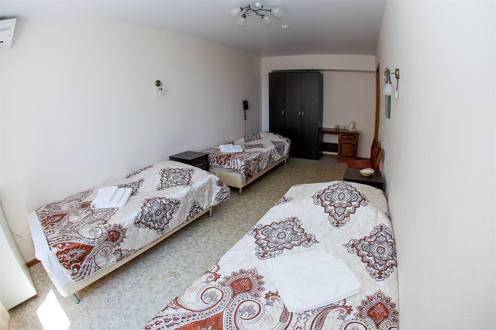 Эконом трехместный в Царицынская