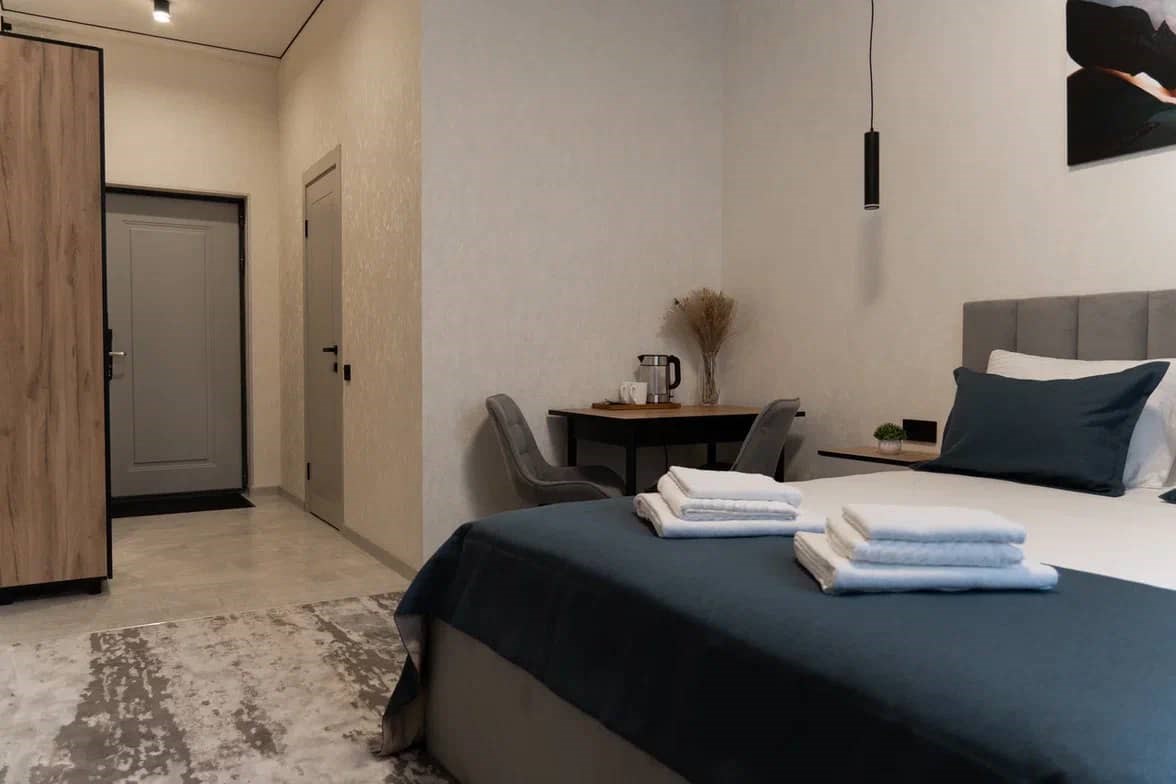 Стандарт в Аура