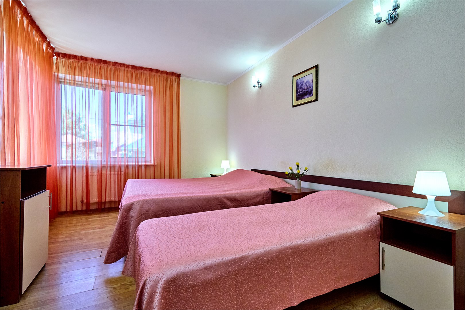 ЭКОНОМ 3-Х МЕСТНЫЙ в Солнечный