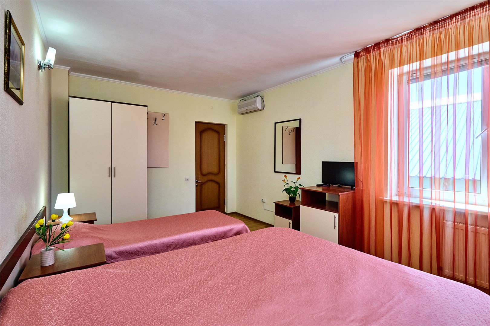 ЭКОНОМ 3-Х МЕСТНЫЙ в Солнечный