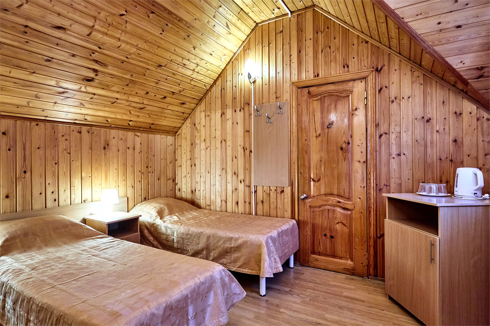 СЕМЕЙНЫЙ 2-Х КОМНАТНЫЙ 5-МЕСТНЫЙ НОМЕР в Солнечный