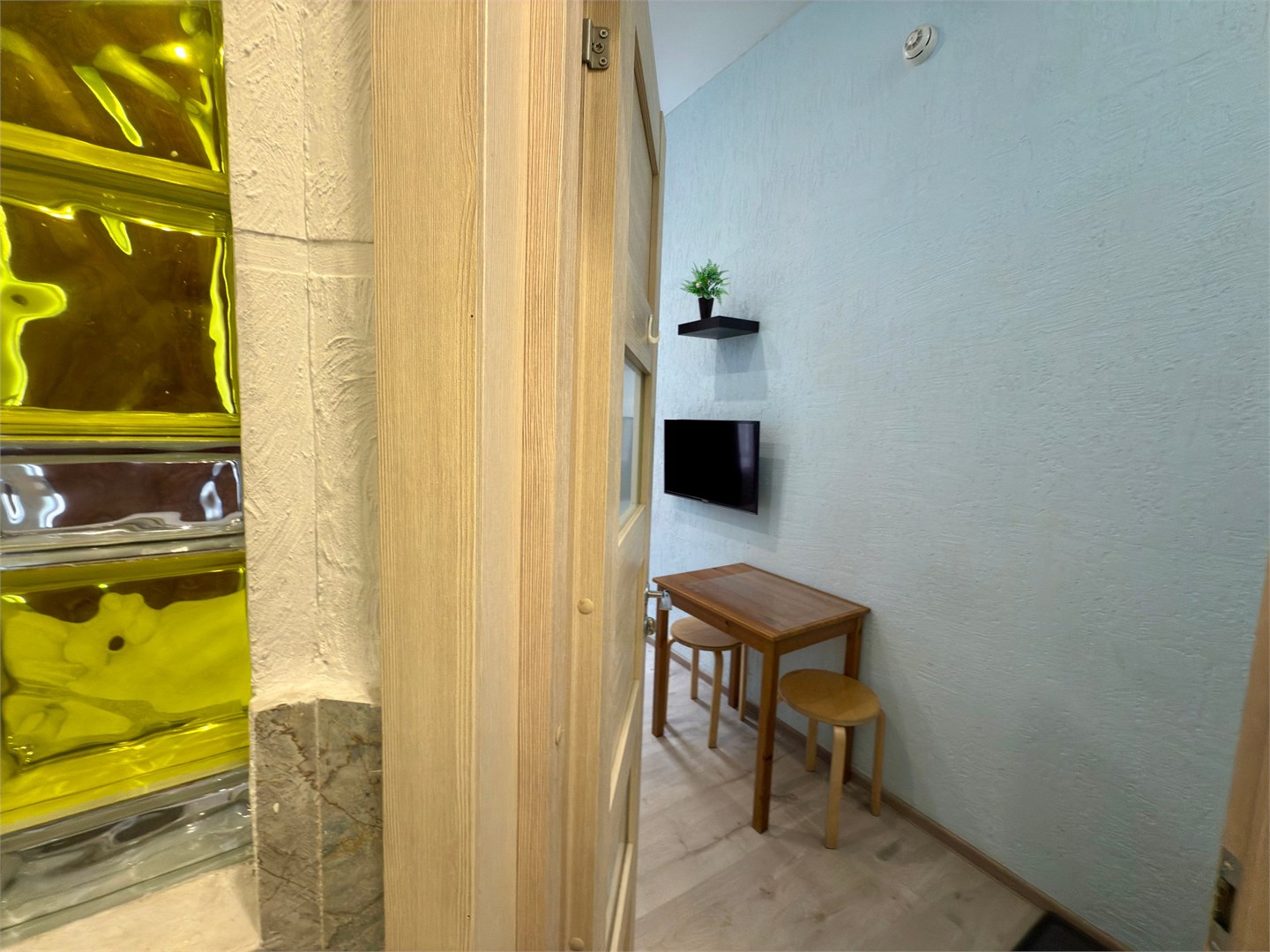 Студия с двуспальной кроватью в Green Grape SyncotelHome