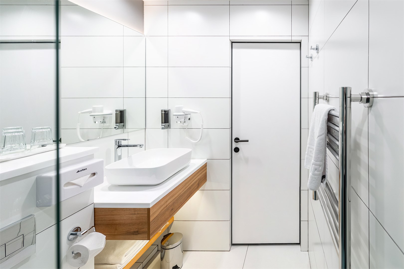 Стандарт (Double view) с видом на пруд в Шухов