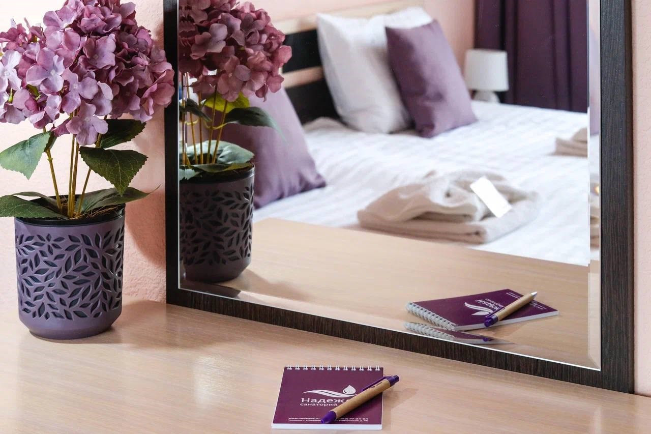 Главный корпус 2-комнатный номер в Надежда