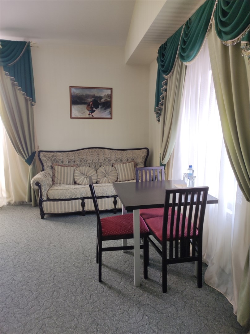 Люкс в Марафон