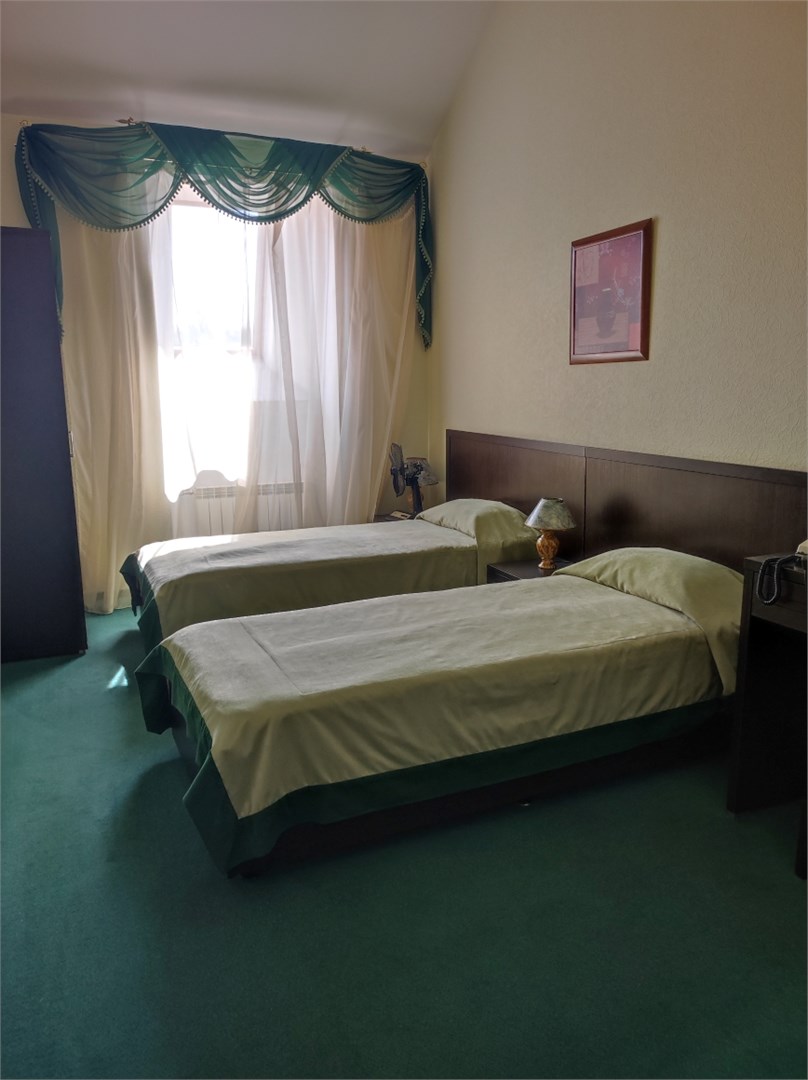 Стандартный однокомнатный номер с 2 раздельными кроватями в Марафон