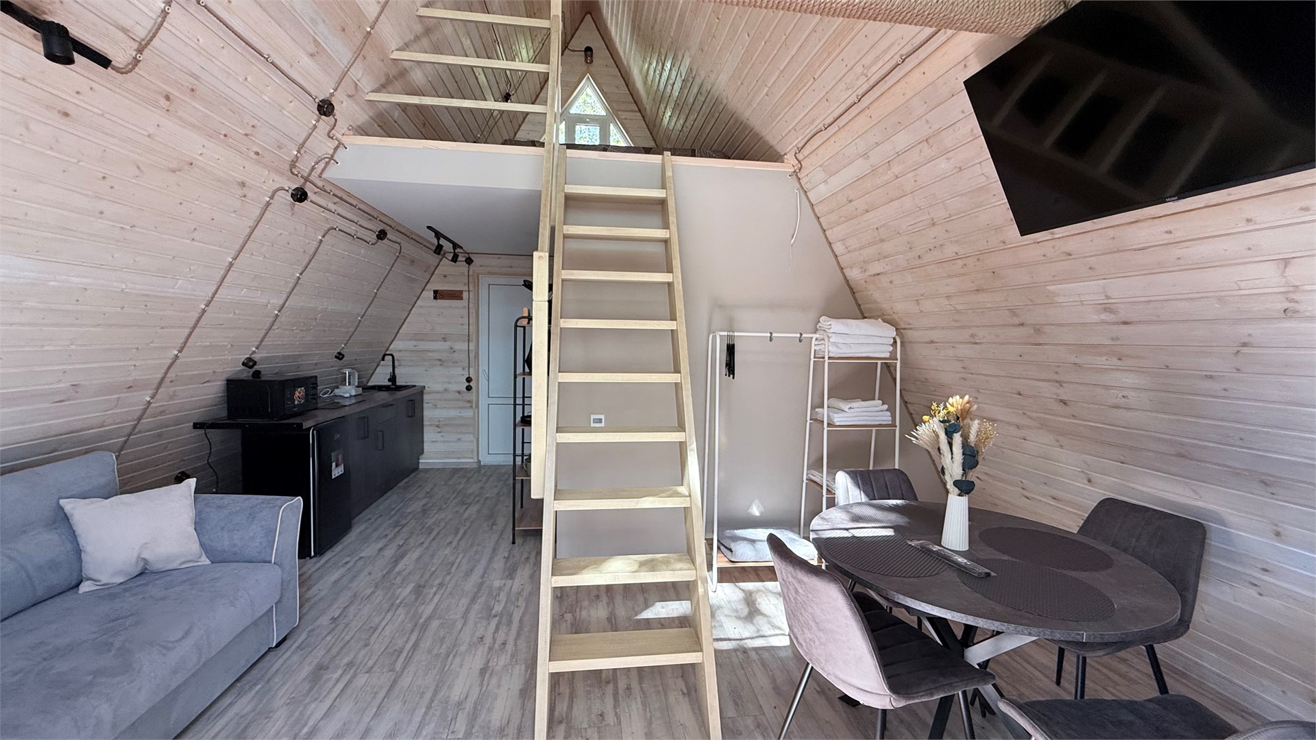 A-frame "Домик у моря" в Панорама