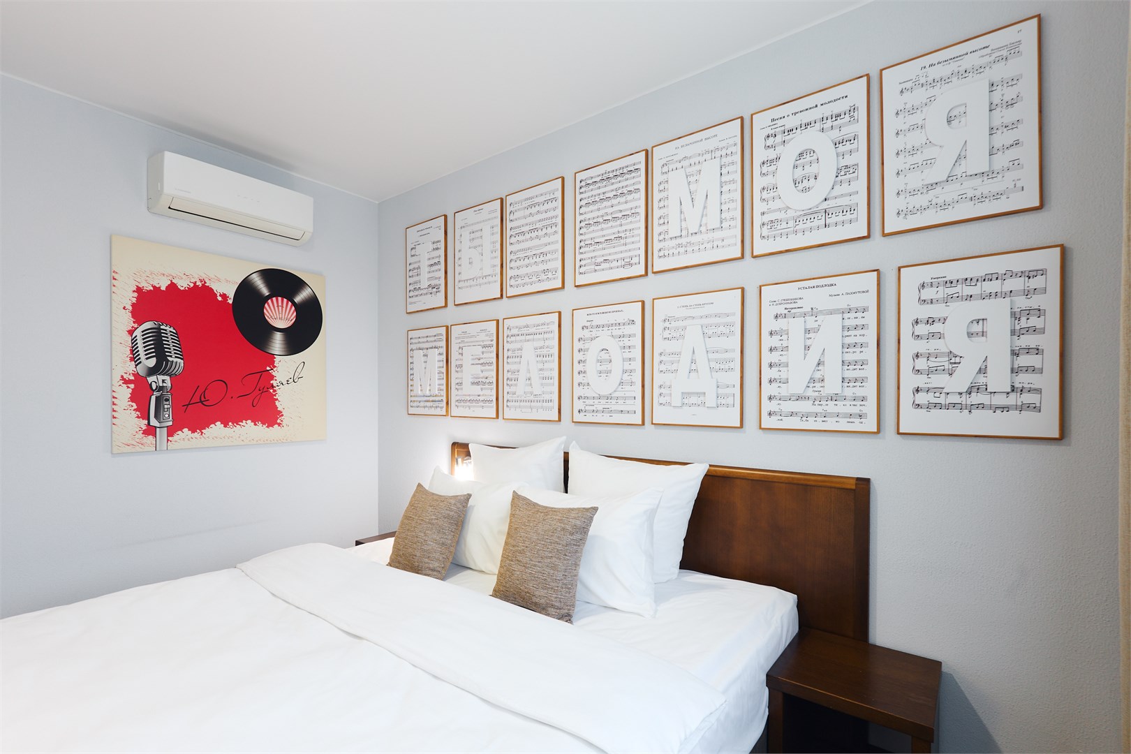 Номер улучшенный с двуспальной кроватью в Восток