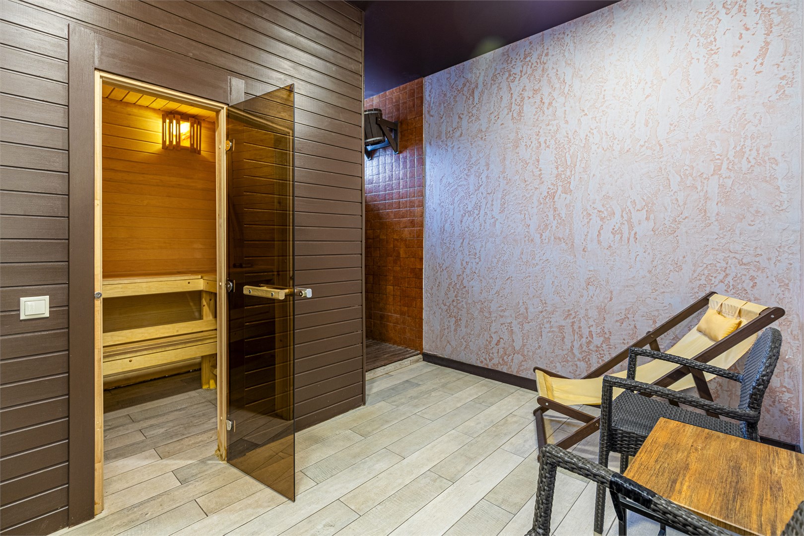 Шелтер в Конаково Ривер Клаб