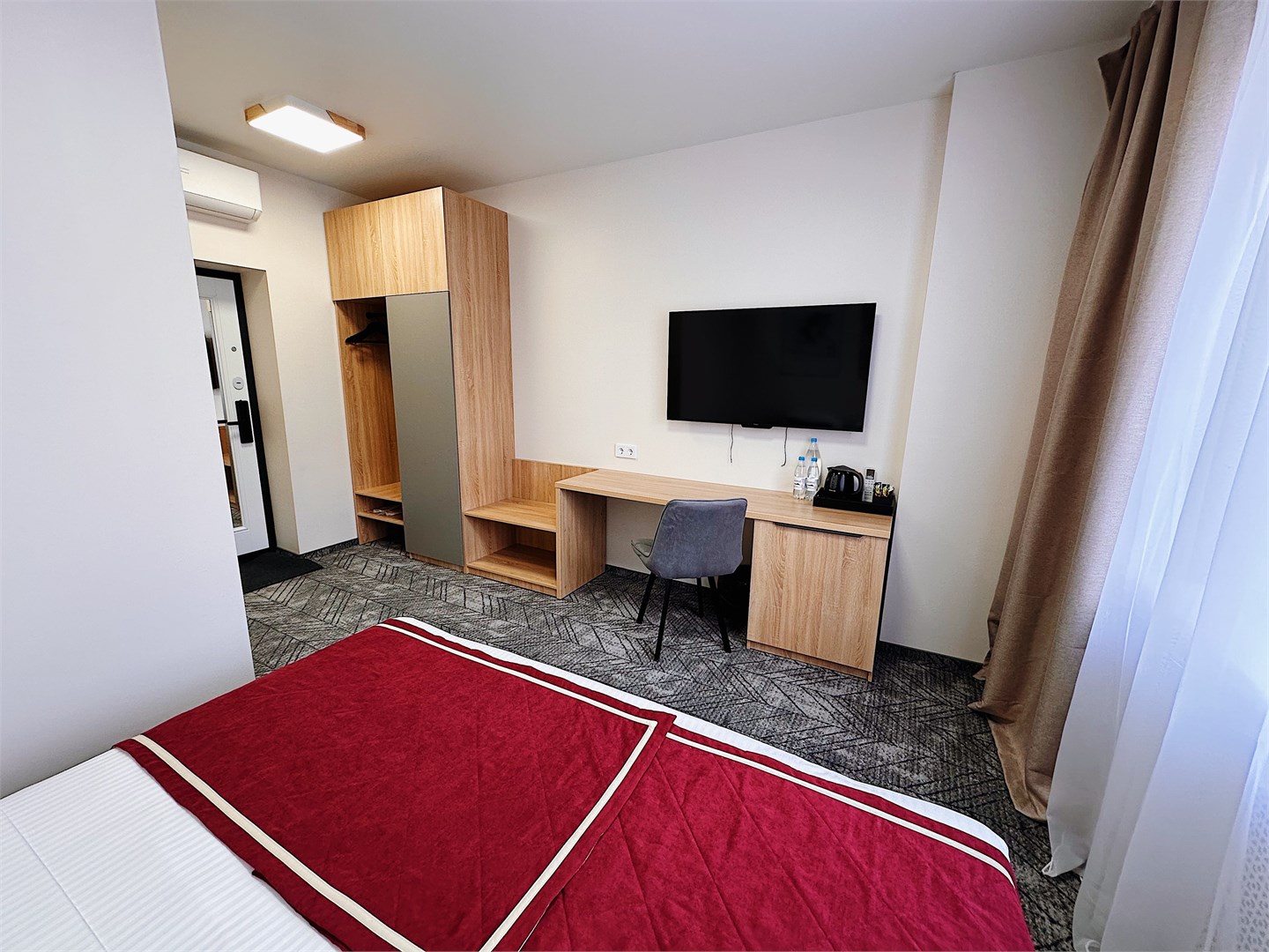 DOUBLE №1 с видом во двор в Театральная