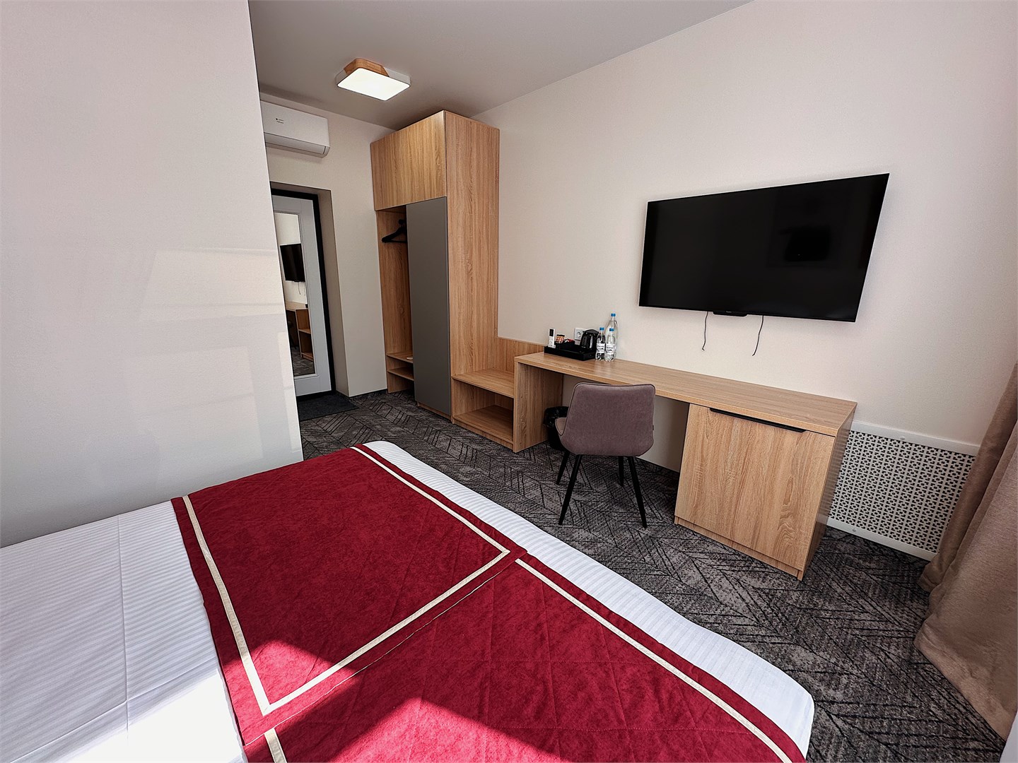 DOUBLE №4 с видом на достопримечательности в Театральная