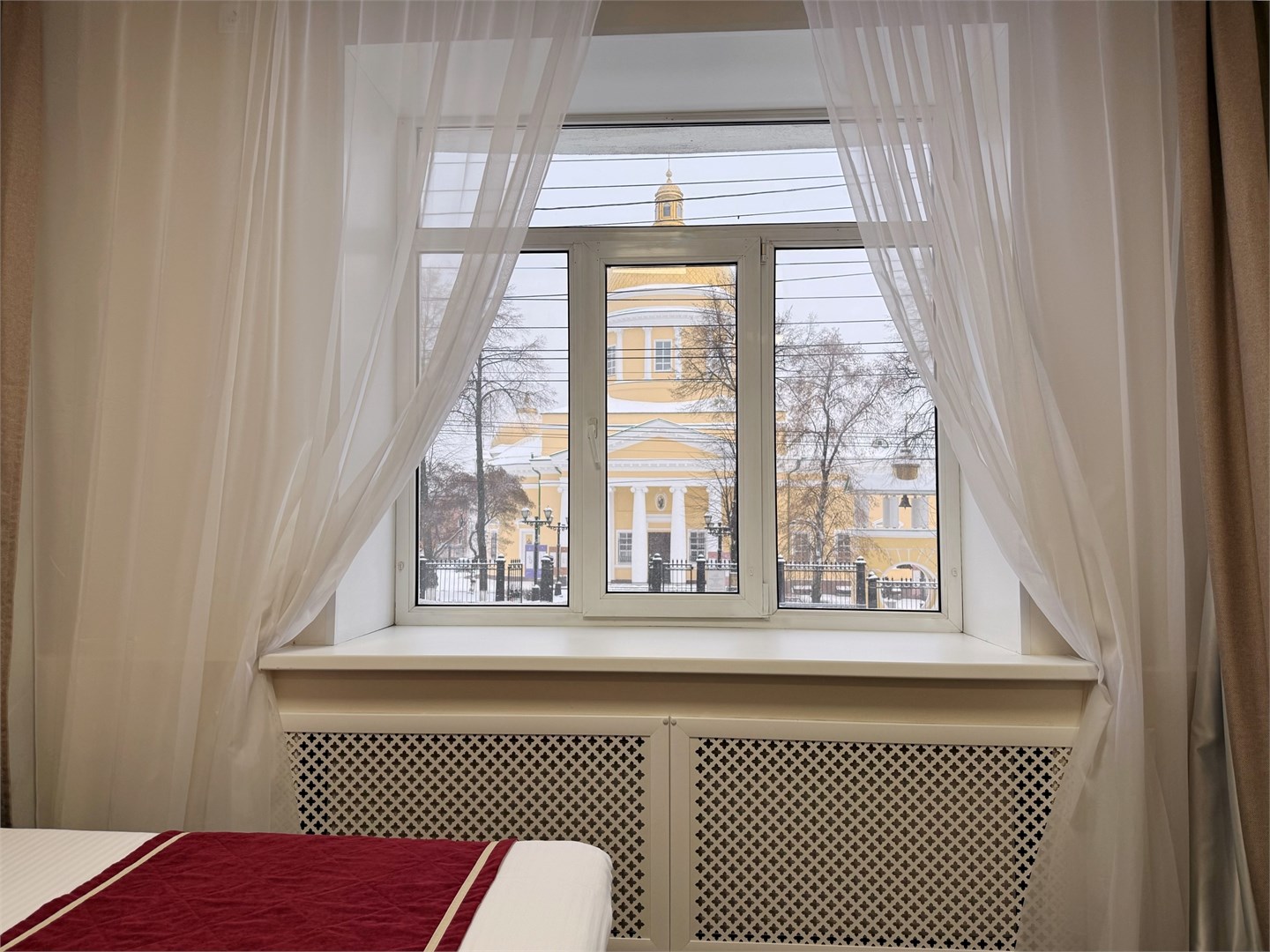 DOUBLE №5 с видом на достопримечательности в Театральная