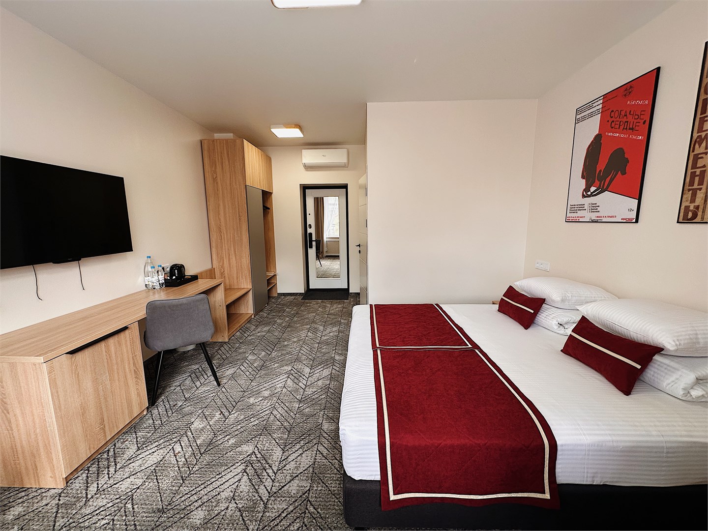 DOUBLE №6 с видом на достопримечательности в Театральная