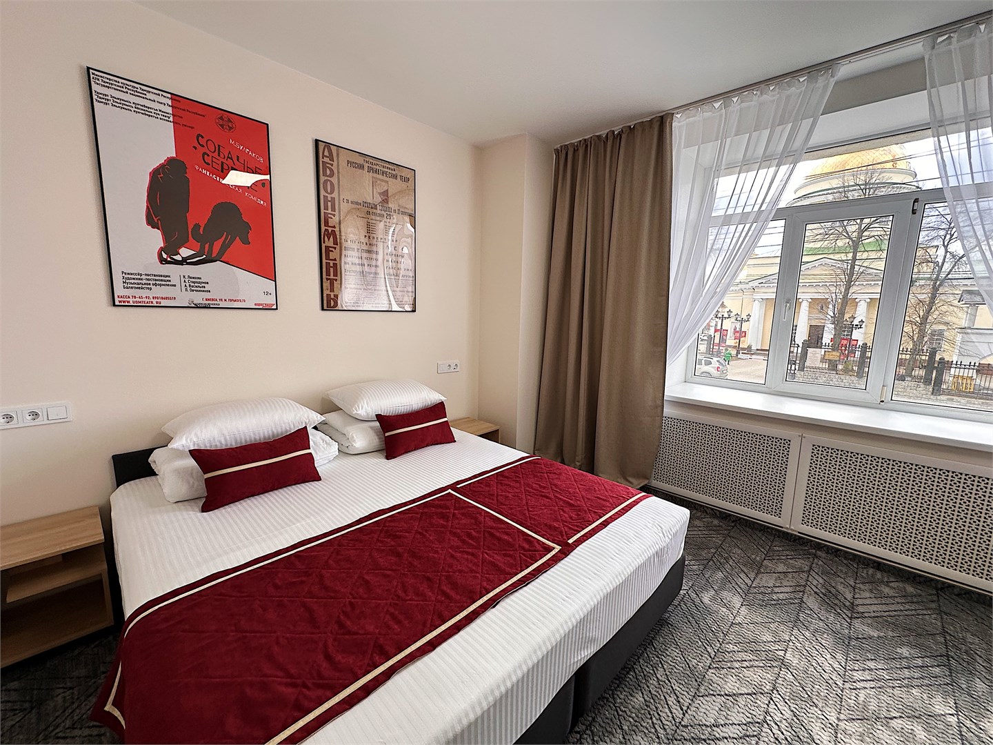 DOUBLE №6 с видом на достопримечательности в Театральная