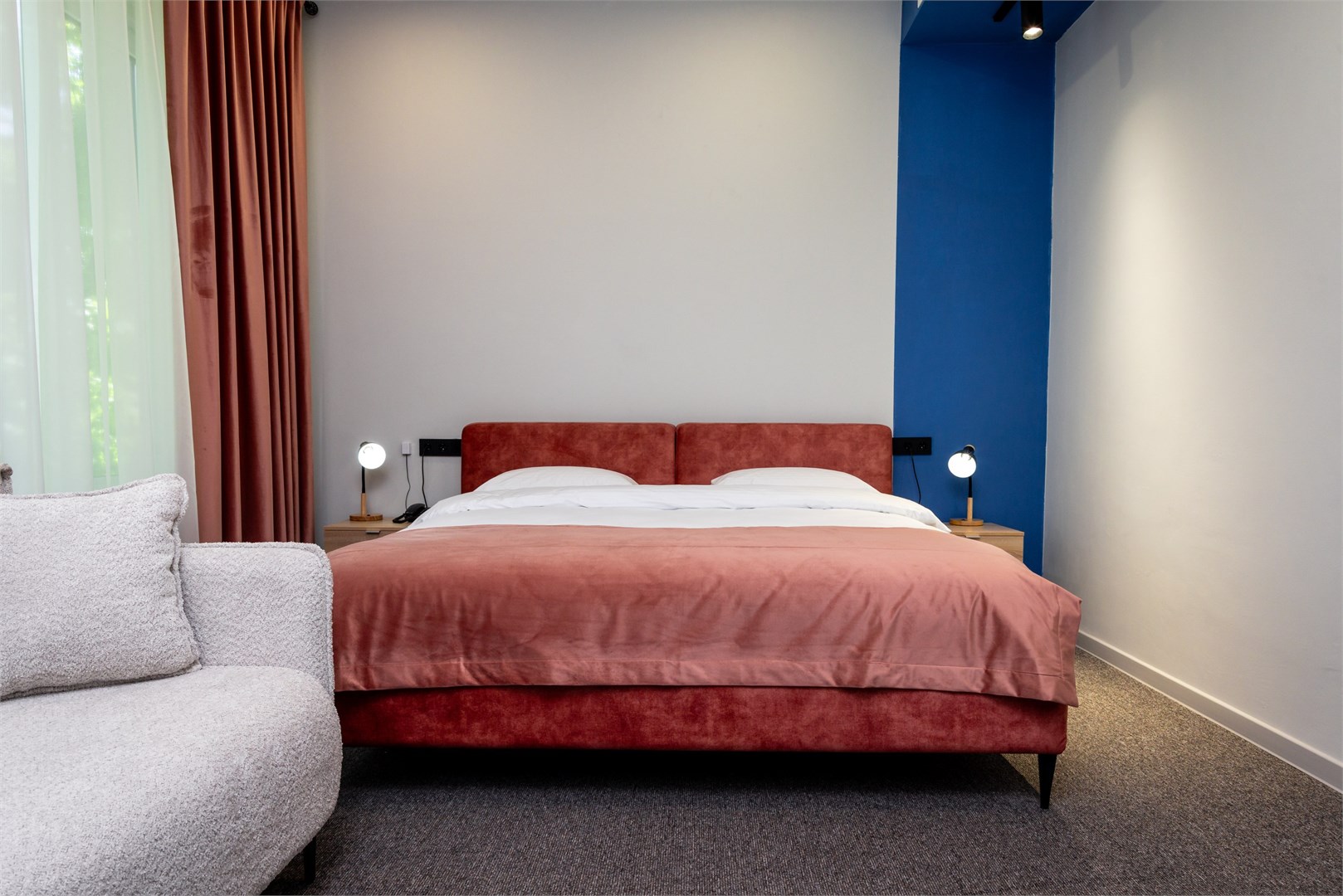 Полулюкс в Беной Тревел