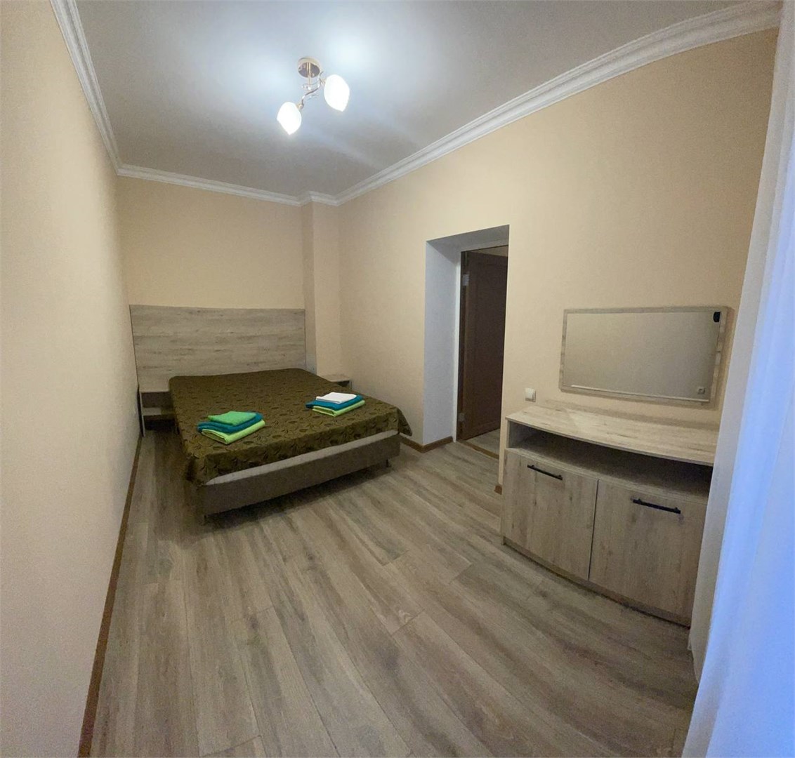 2 комнатный номер в Адамас