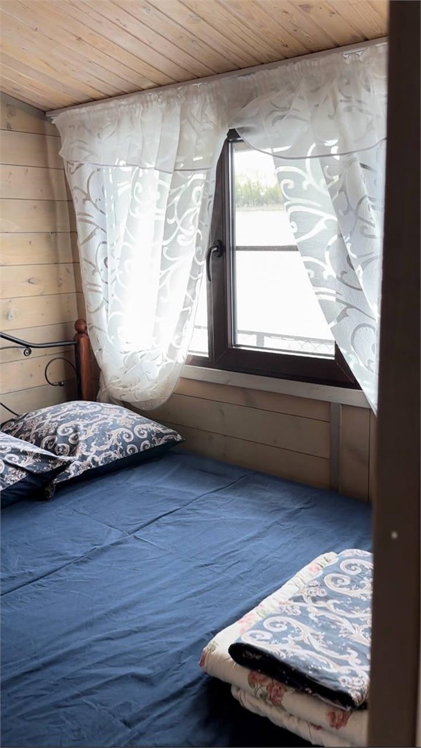 Дом на воде в Атмосфера