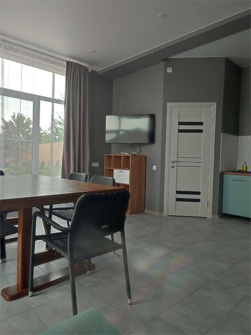 Вилла в Атмосфера