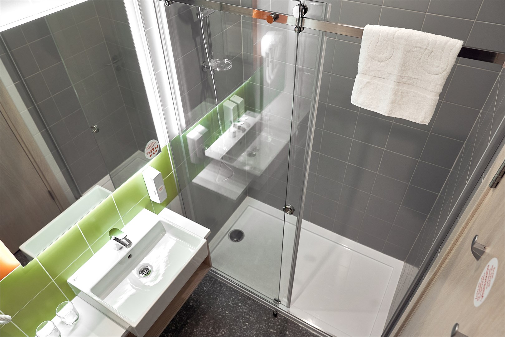 Стандарт с одной большой кроватью в 3А Смоленск M1