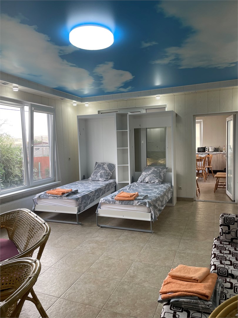 София двухкомнатные апартаменты c общим Бассейном, зоной Барбекю(отдельный домик) в Вилла с видом на горы