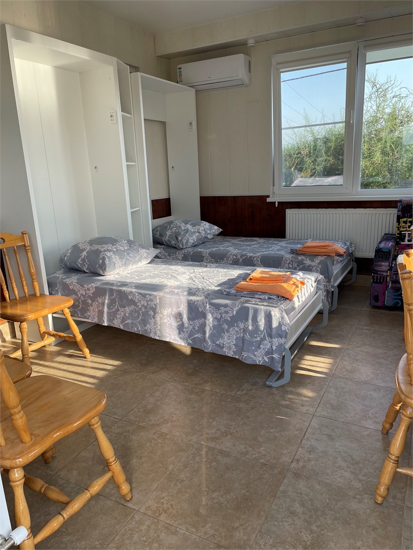 София двухкомнатные апартаменты c общим Бассейном, зоной Барбекю(отдельный домик) в Вилла с видом на горы