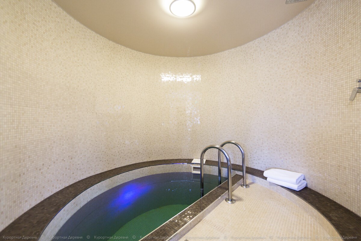 Сюит четырехкомнатный четырехместный Центр "Курортная деревня" в Курортная деревня