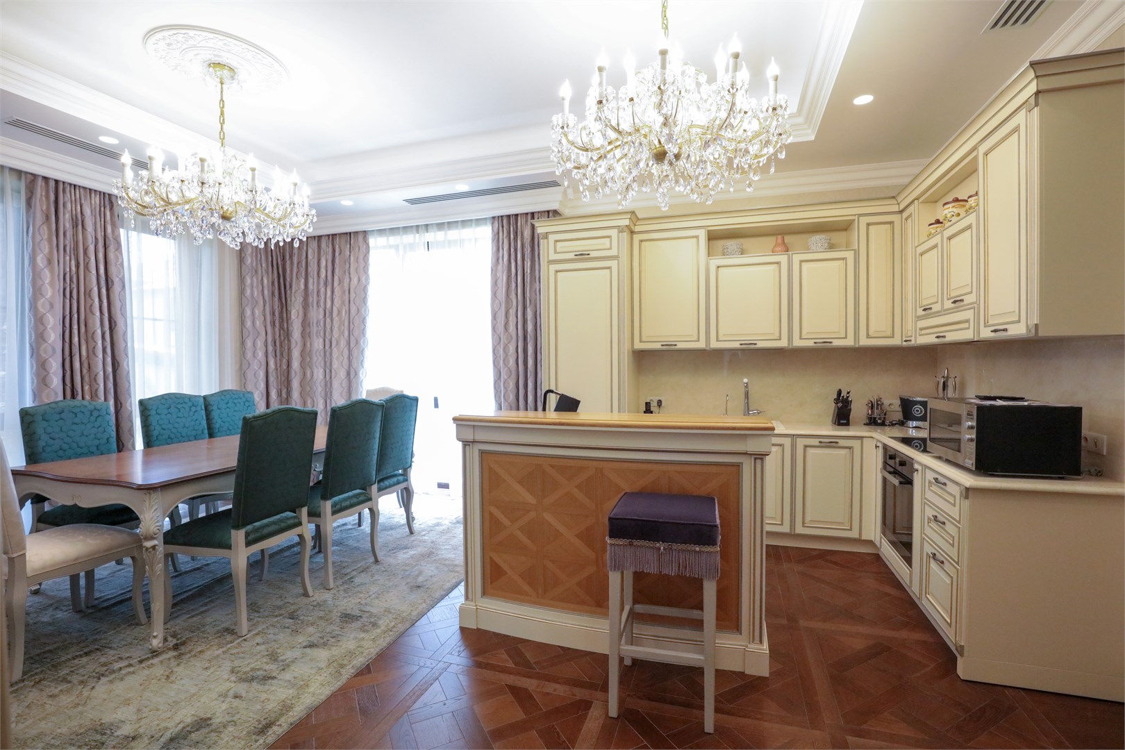 КОТТЕДЖ четырехкомнатный четырехместный Центр "Курортная деревня" в Курортная деревня