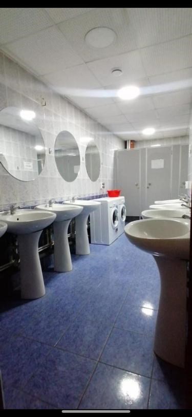 Эконом "Место с комнате для мужчин" в Альтаир