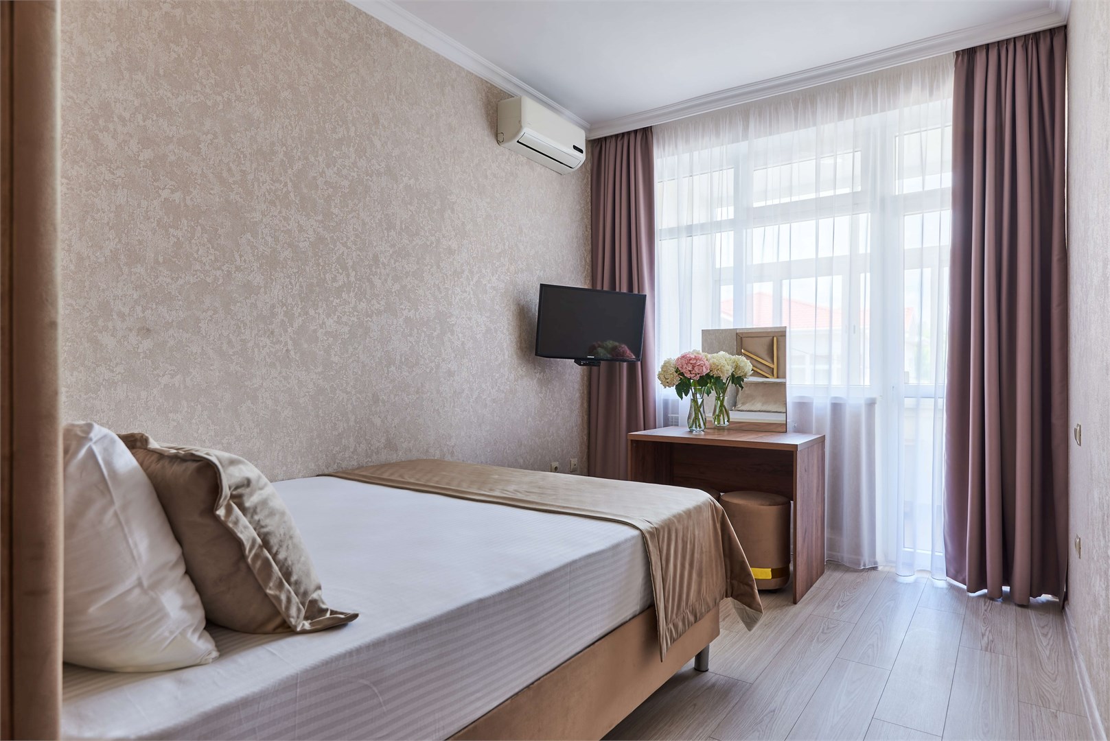 Комфорт с доп. местом в Эмилия