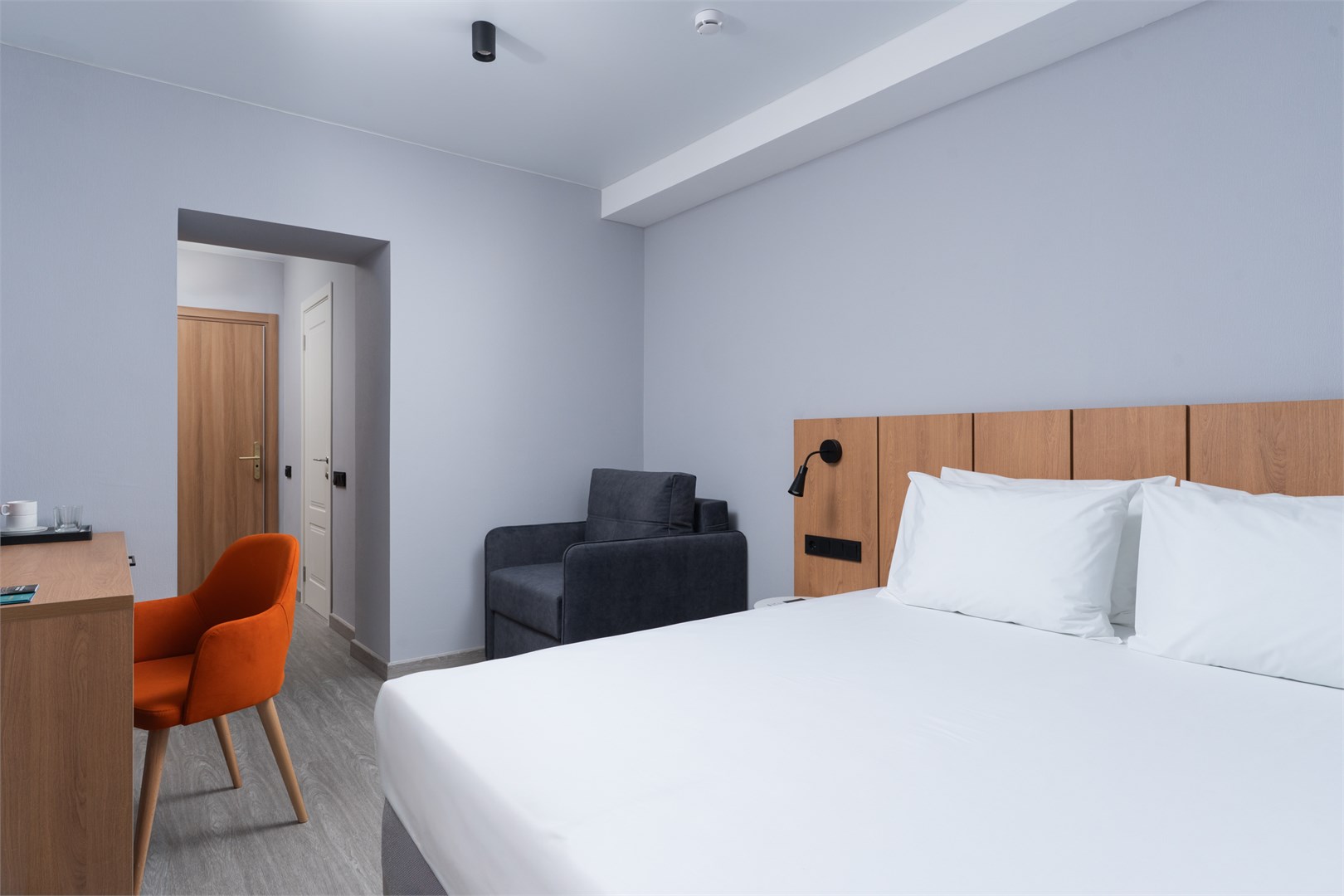 Стандарт 2-местный улучшенный без балкона в Azimut Здоровье Аквамарин