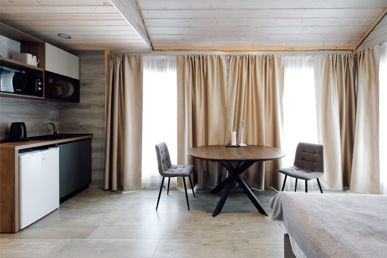 Коттедж для проживания в Акора