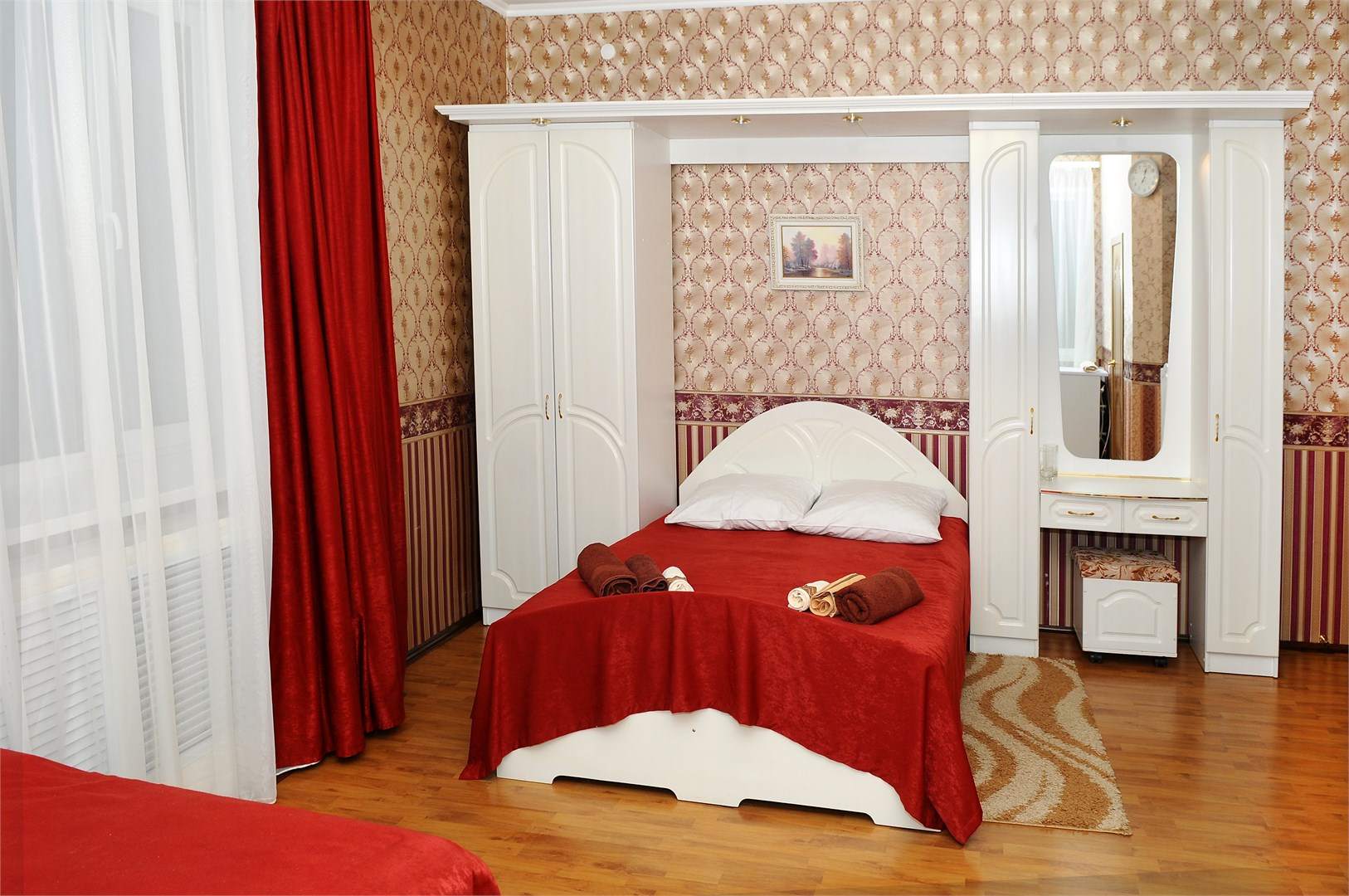 Люкс с двуспальной кроватью №7 в Удача