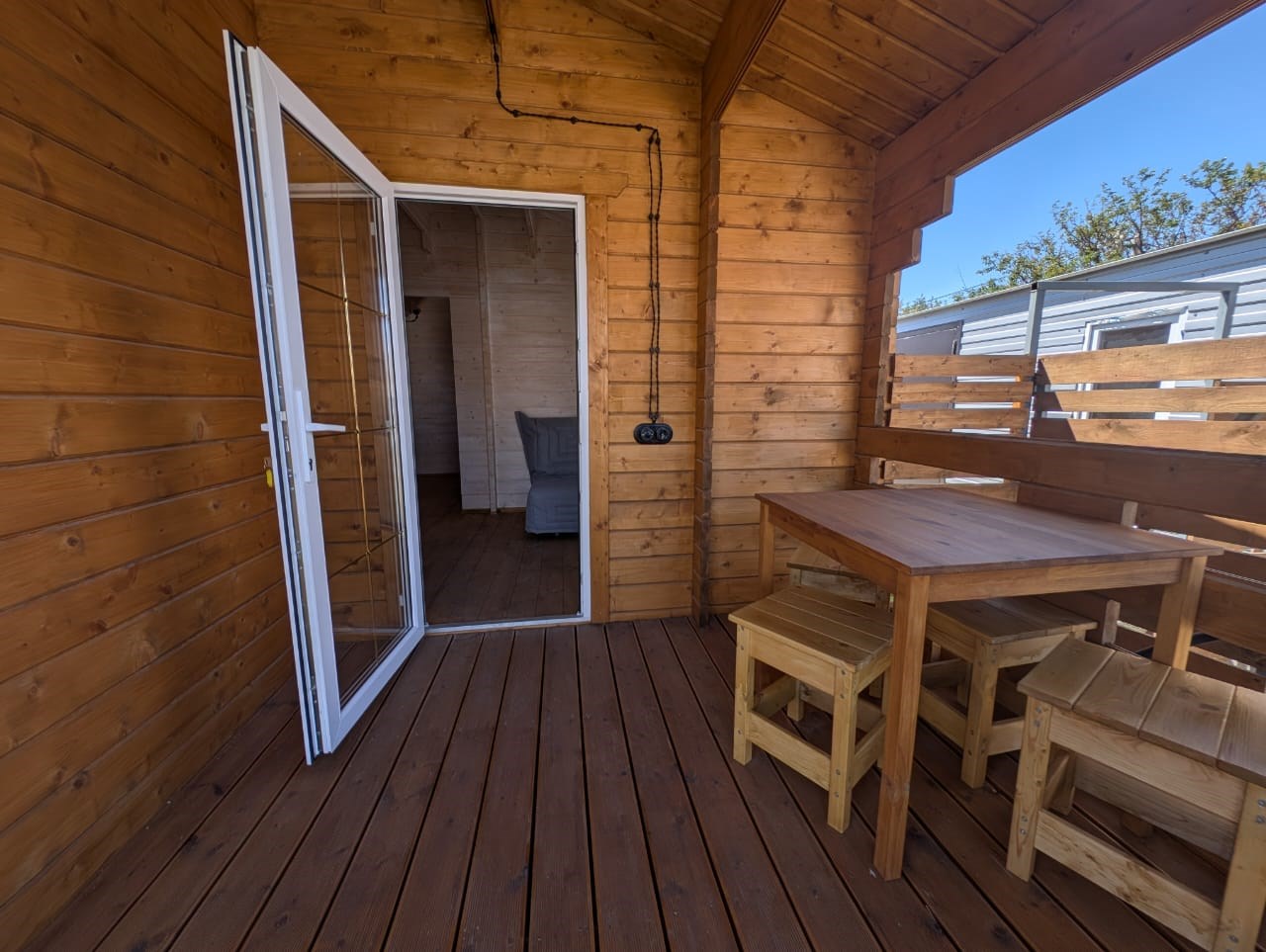 Бунгало семейное в Лето